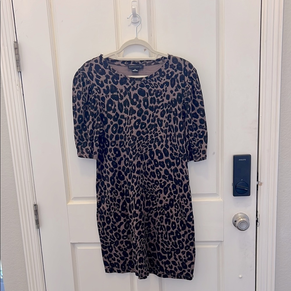 EUC leopard dress